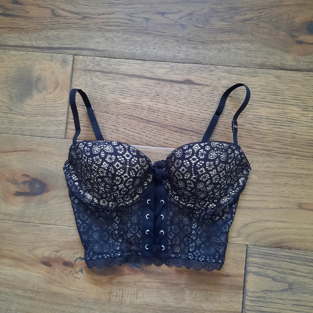 Victoria's Secret Black and Gold Lace Bra